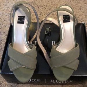 adorable olive white house black market wedges!